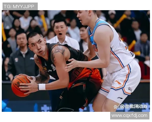 CBA精彩对决北京队与山东队比赛录像回放全程回顾与精彩瞬间分析